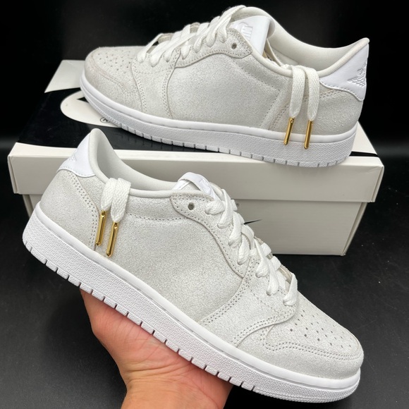 Jordan Shoes - Size 7.5 - Air Jordan 1 Retro Low NS No Swoosh Triple White